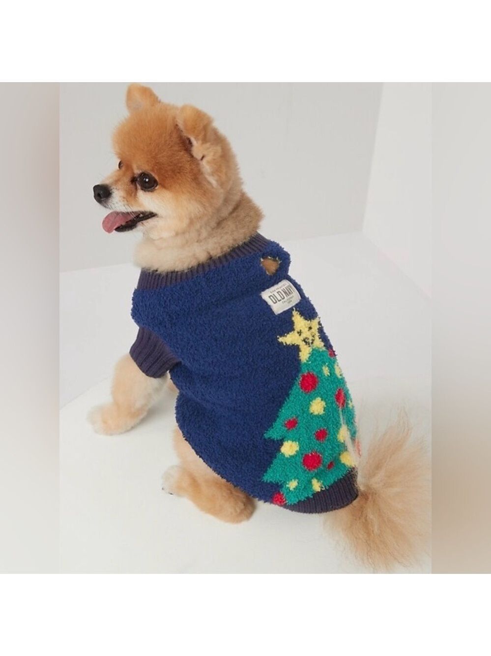 Old Navy Fuzzy Fleece Merry Christmas Tree Pet Dog Sweater NWT M Holidays